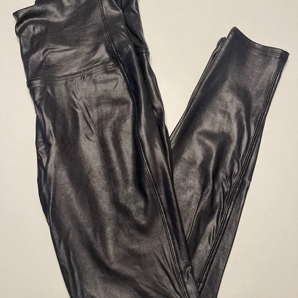 SPANX Black Seamless Leggings - Picture 3 of 3